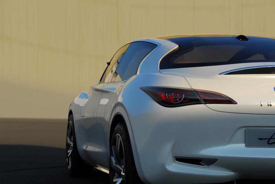  Infiniti Etherea Concept 2011 года  (фото 38 из 52)